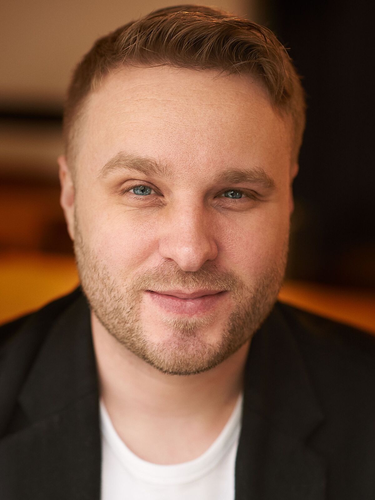 Jamie Bykov-Brett delivering AI training and transformation consultancy